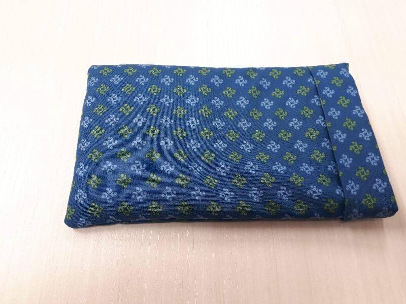 Flaxseed Warm Or Cold Mitten | In Blue | Christina's Fabrics - Christina's Fabrics - Online Superstore. Shop now